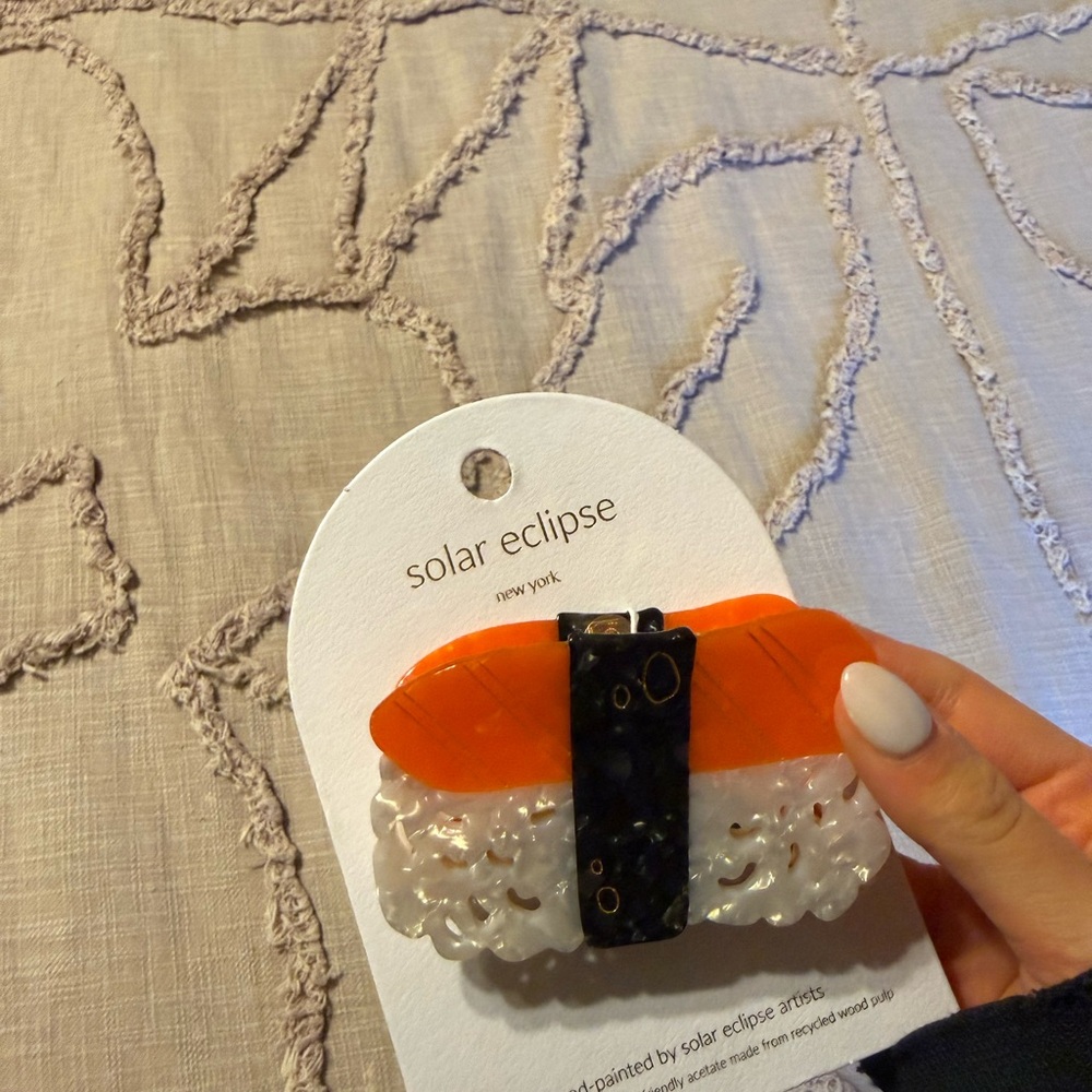 Sushi hair claw Clip - Picture 2 of 4